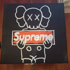 Black and Red Graphic Rug